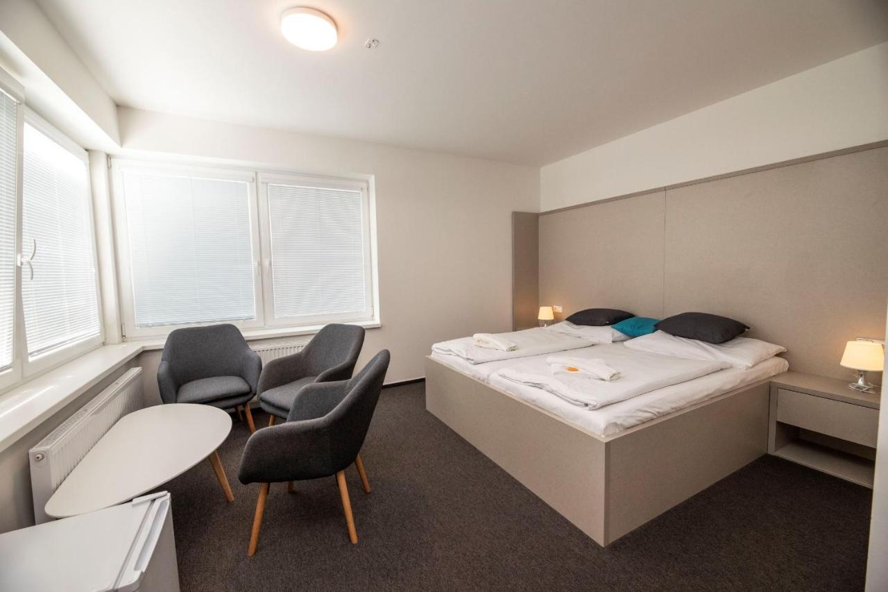 Hotel Rakovec Brno Esterno foto