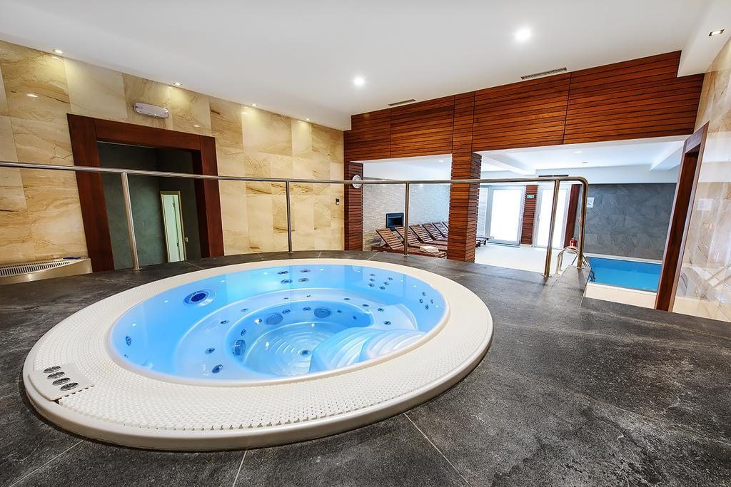 Hotel Rakovec Brno Esterno foto
