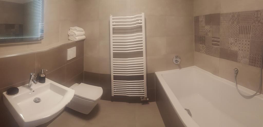 Hotel Rakovec Brno Esterno foto