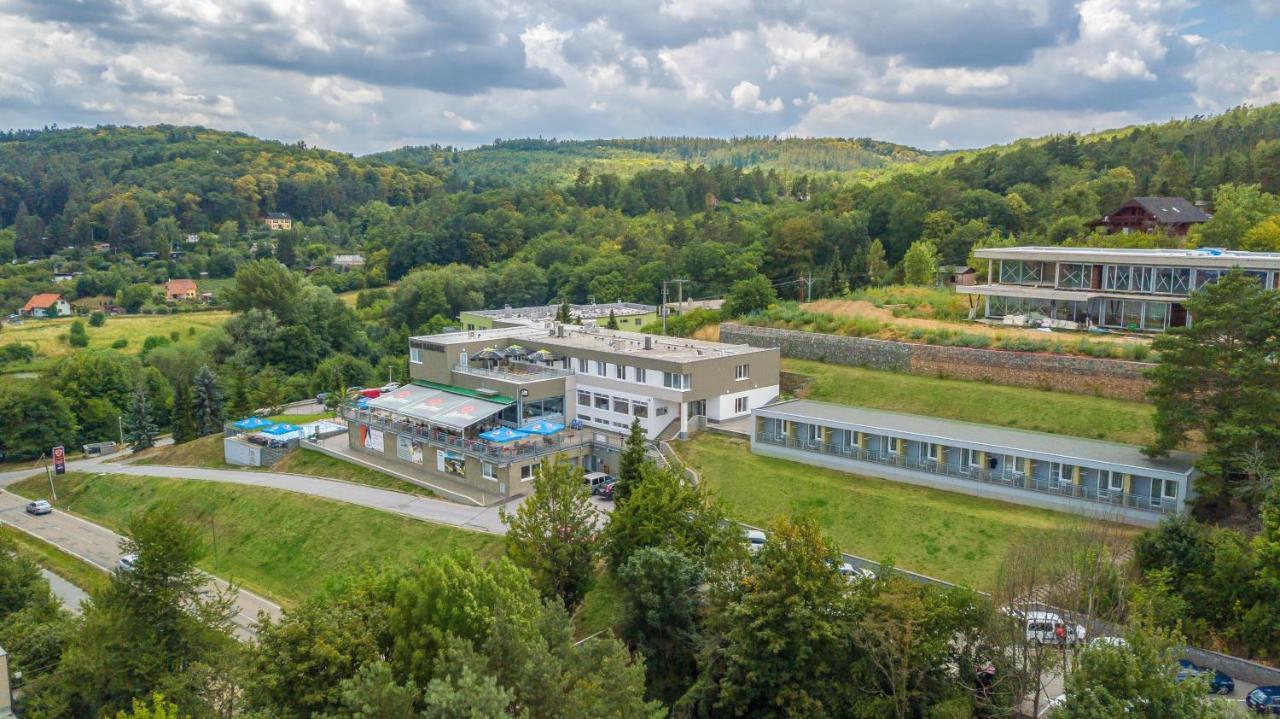 Hotel Rakovec Brno Esterno foto